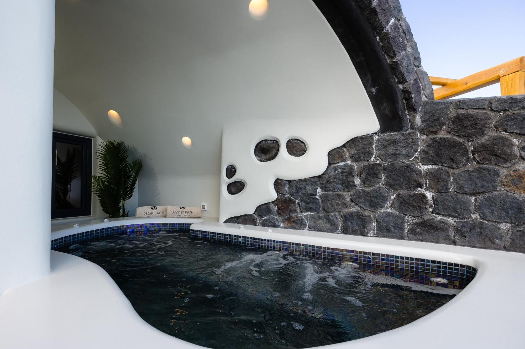 Secret Path Luxury Villas 易莫洛林 外观 照片