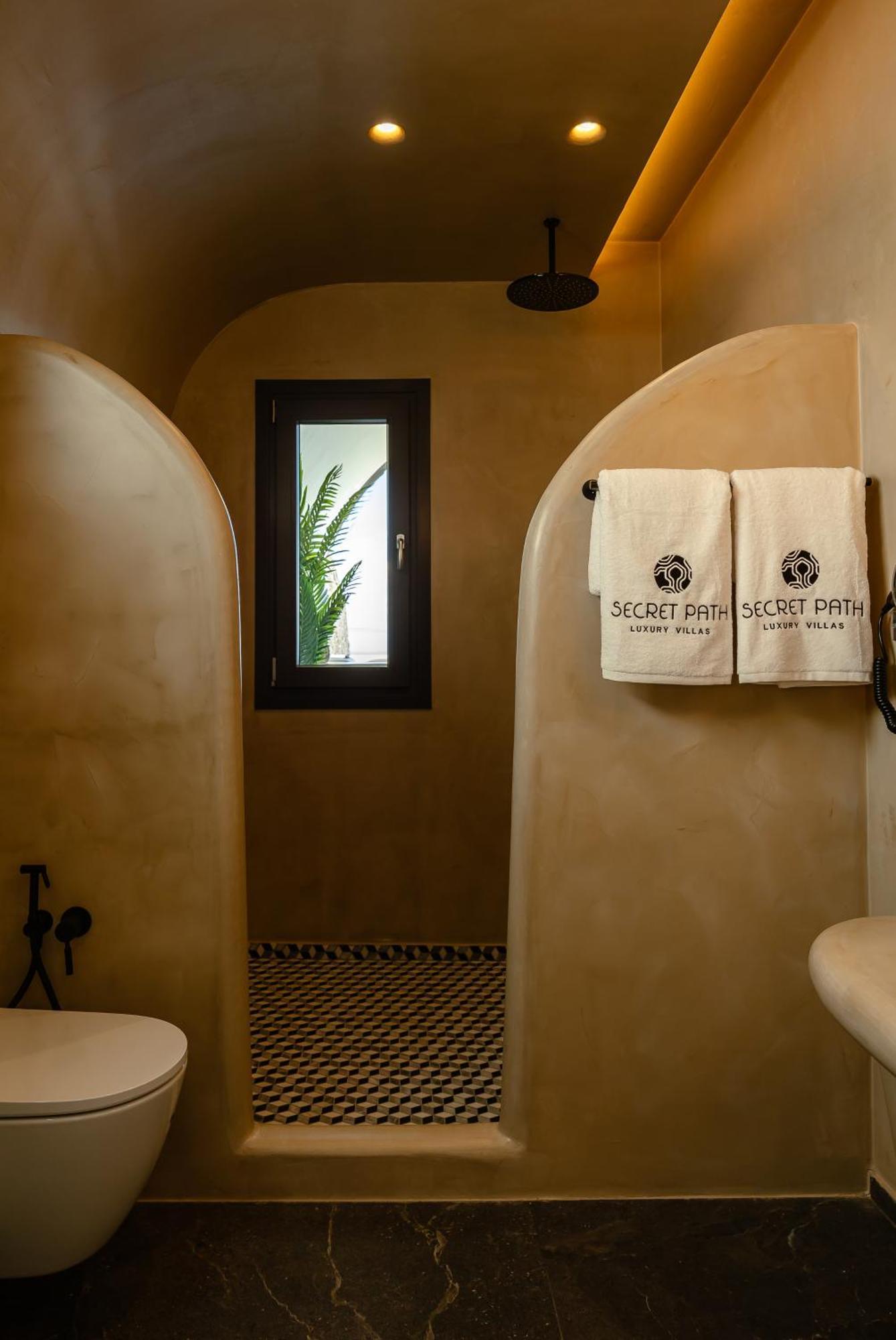 Secret Path Luxury Villas 易莫洛林 外观 照片